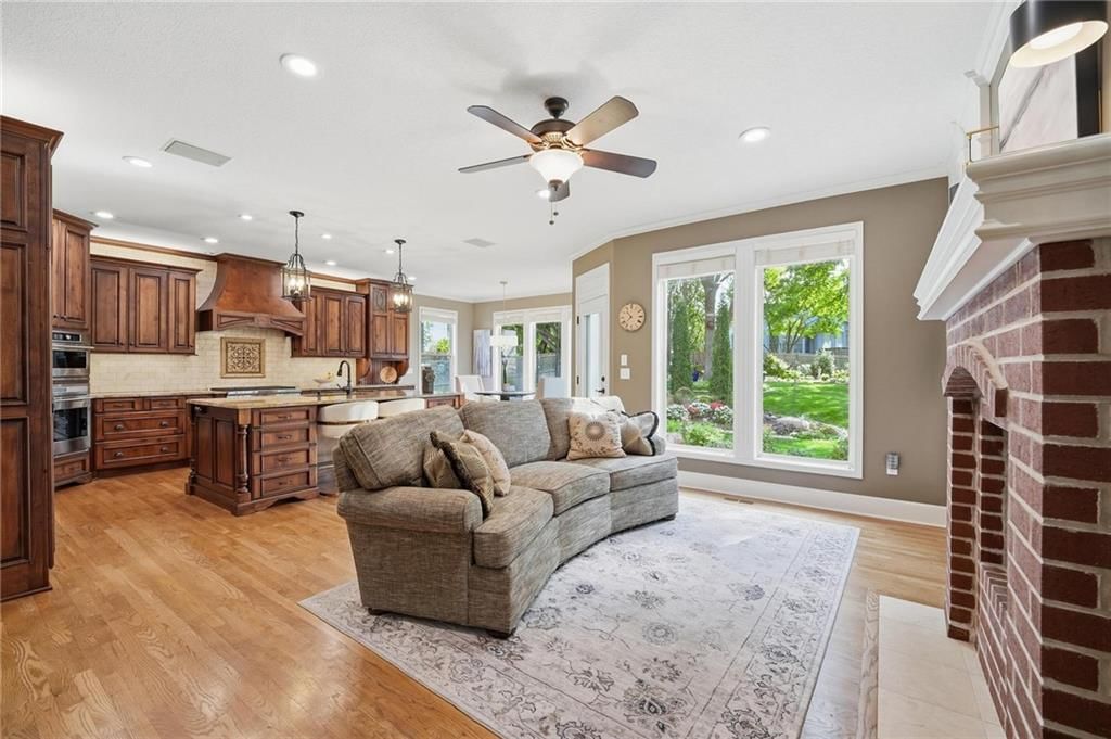 15231 Woodson Lane — photo 6