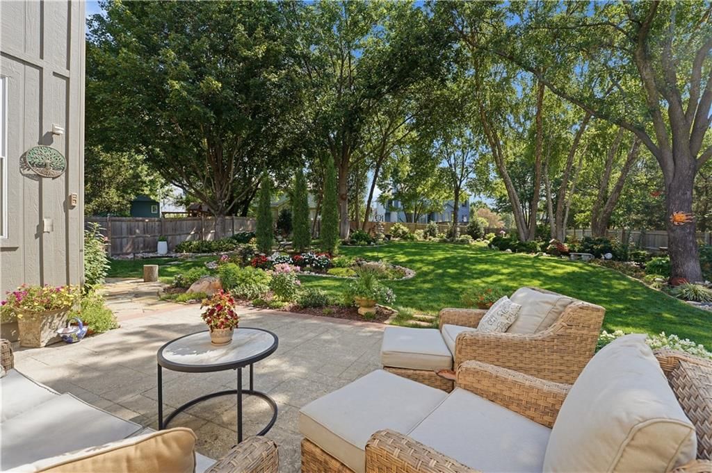 15231 Woodson Lane — photo 33