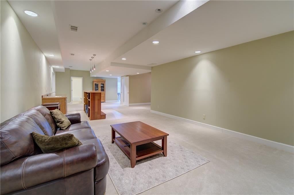 640 S 80 Street — photo 37