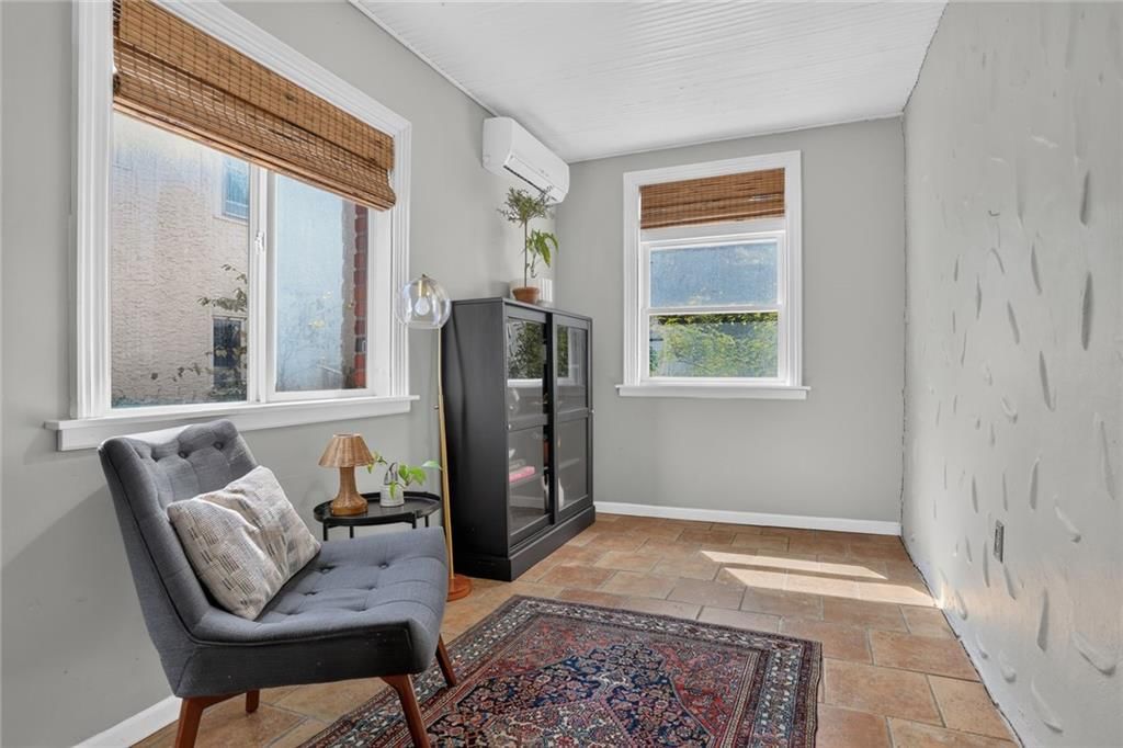 1209 W 71st Terrace — photo 9