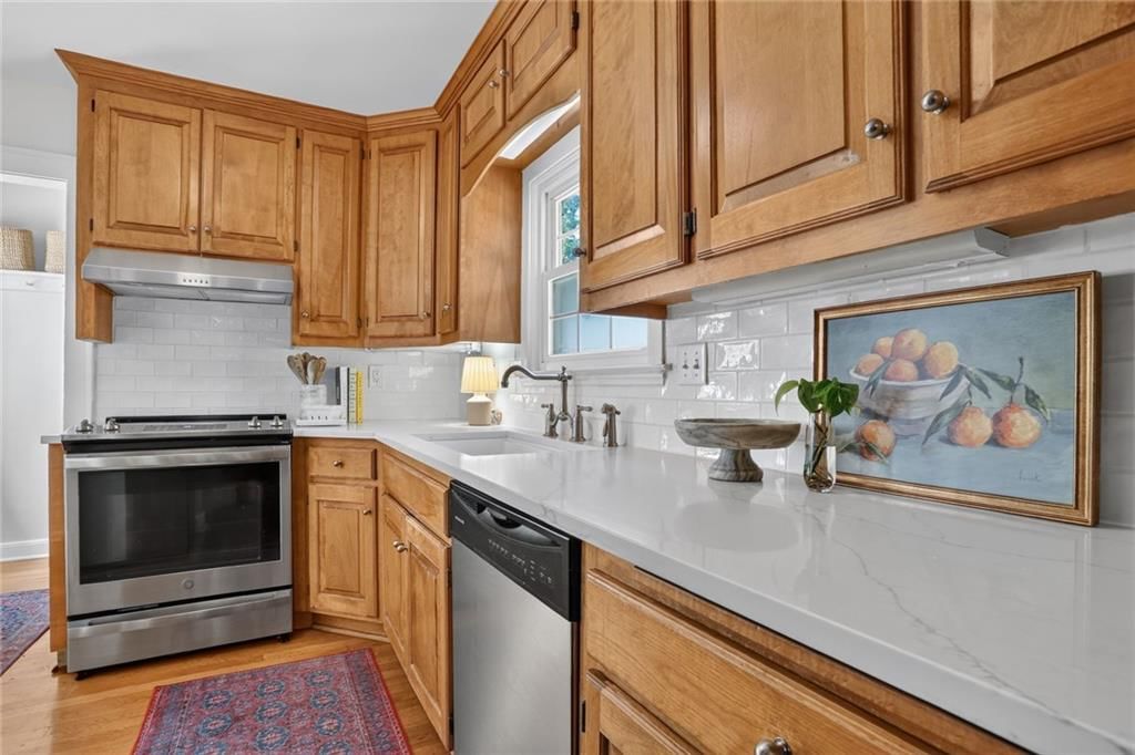 1209 W 71st Terrace — photo 14