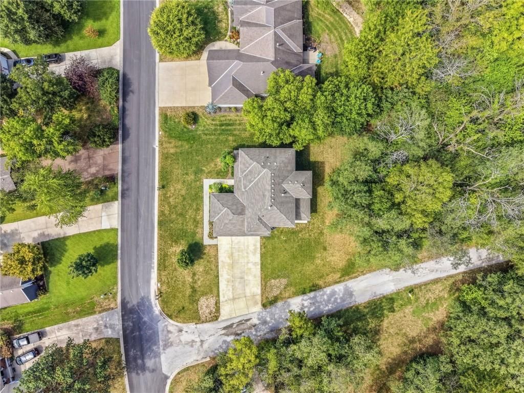 433 N Winnebago Drive — photo 55
