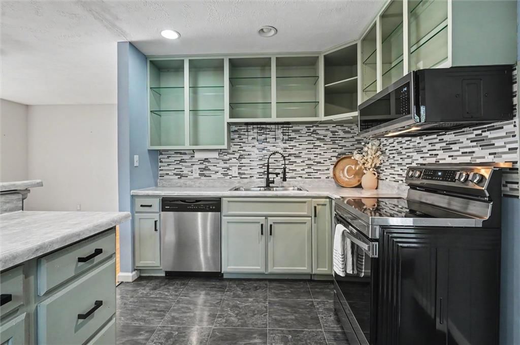 2717 Bonanza Street — photo 10