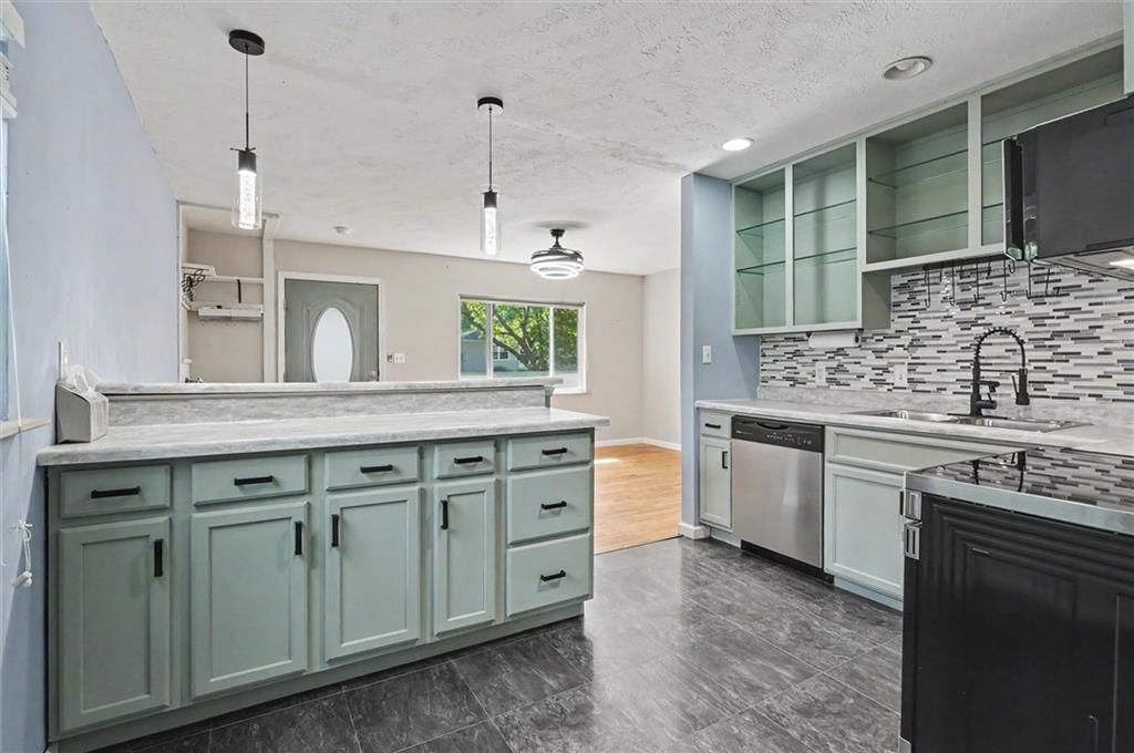 2717 Bonanza Street — photo 11