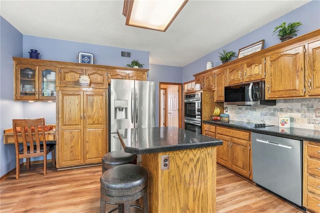 15511 Beverly Street — photo 17
