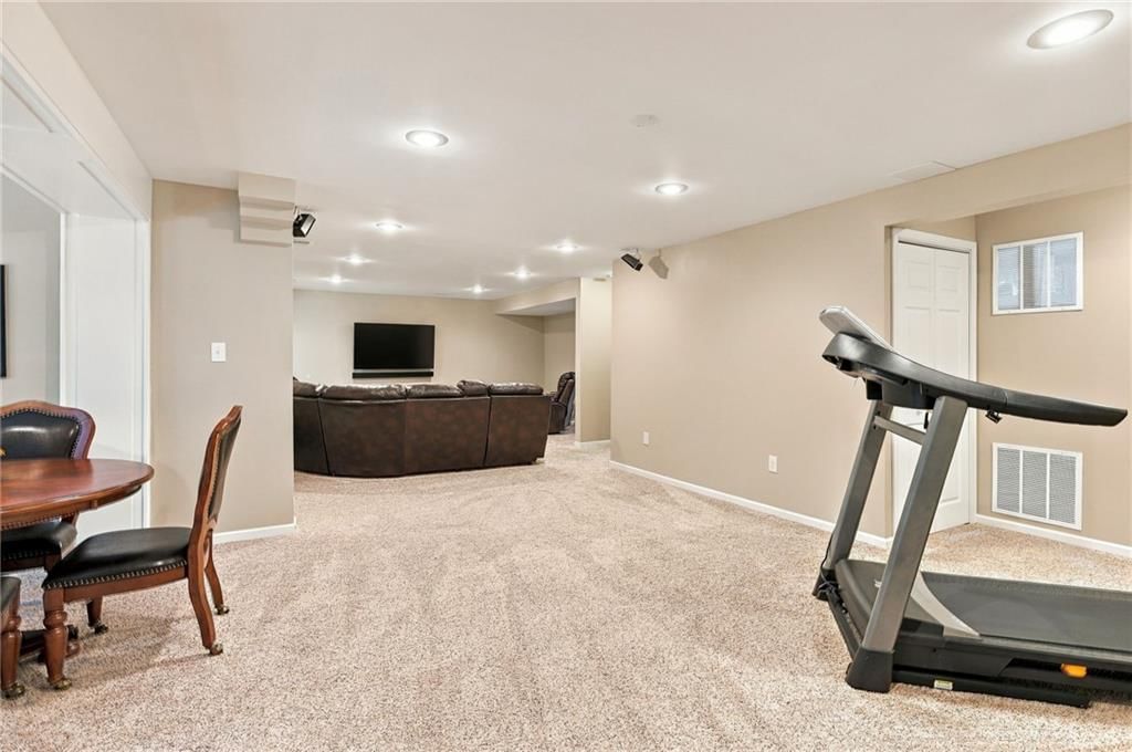 15511 Beverly Street — photo 42
