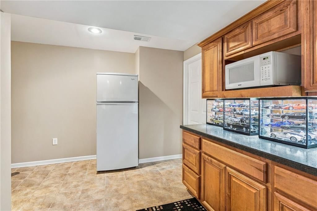15511 Beverly Street — photo 44