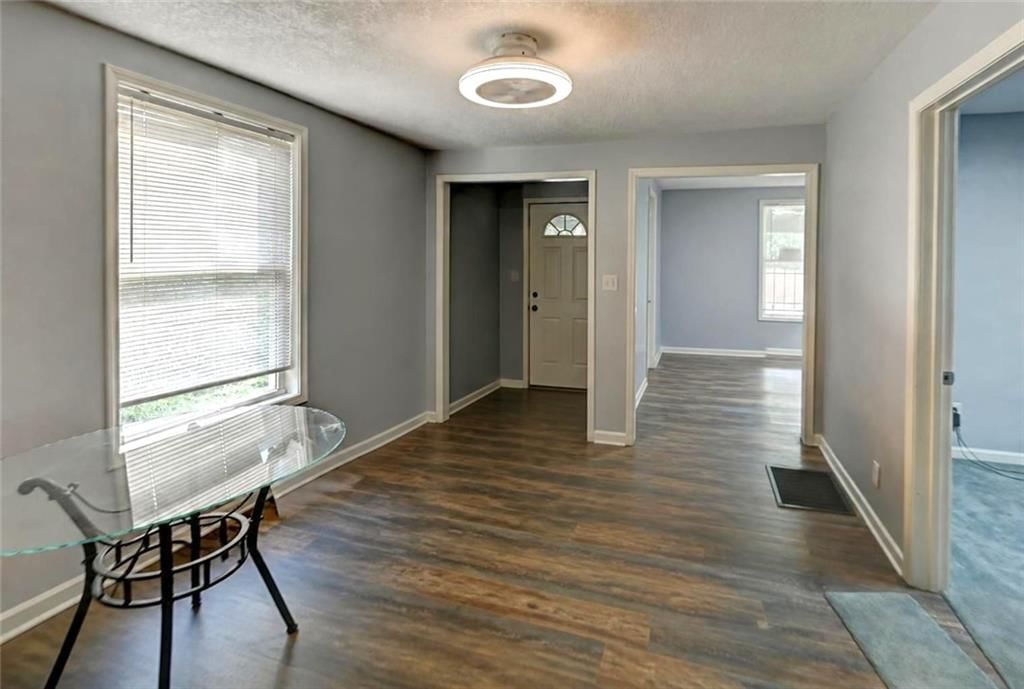 2021 Elmwood Avenue — photo 2