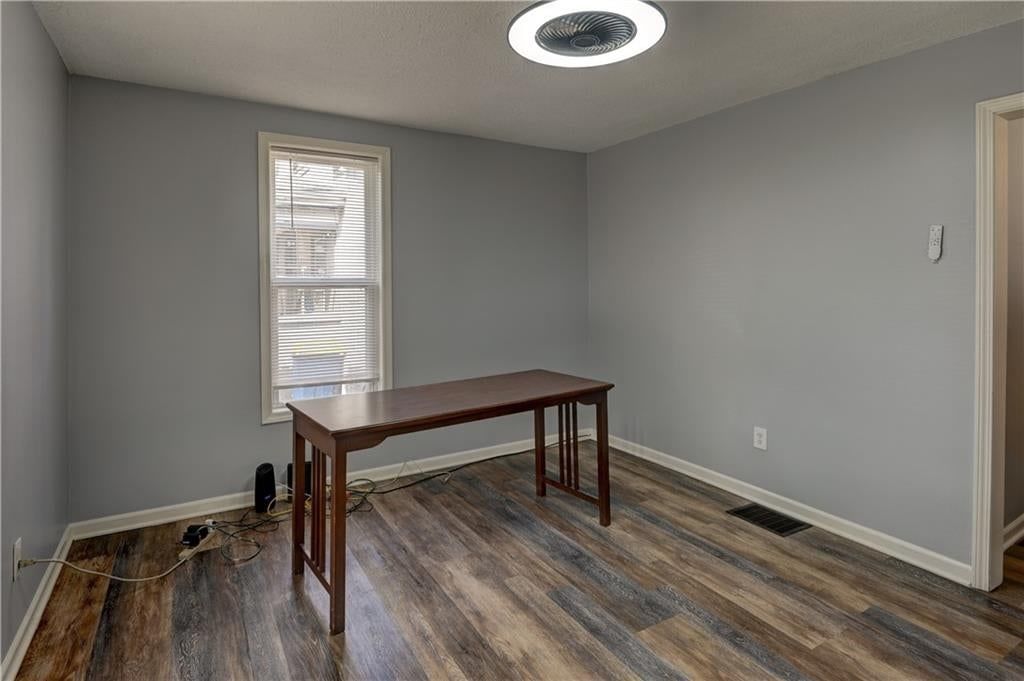 2021 Elmwood Avenue — photo 6