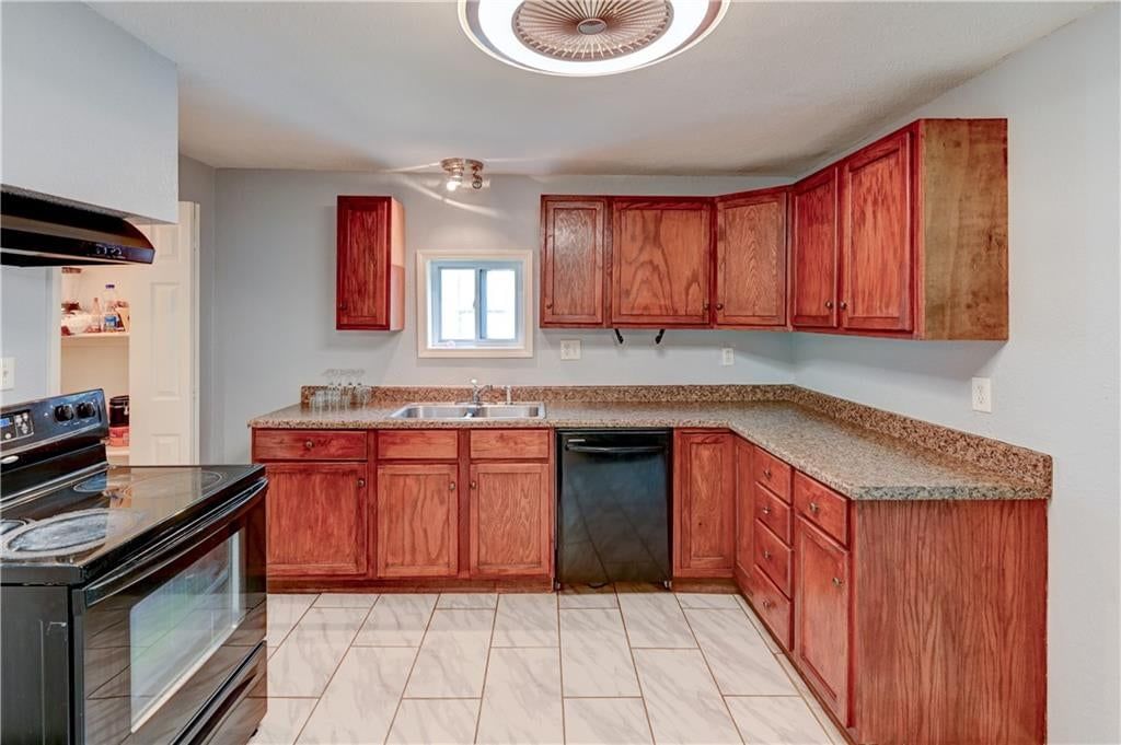2021 Elmwood Avenue — photo 9