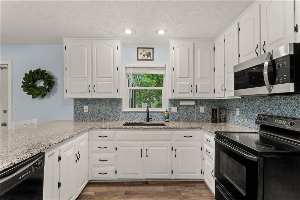 113 Claremont Street — photo 17