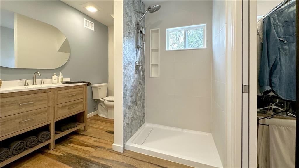 6848 Locust Street — photo 15