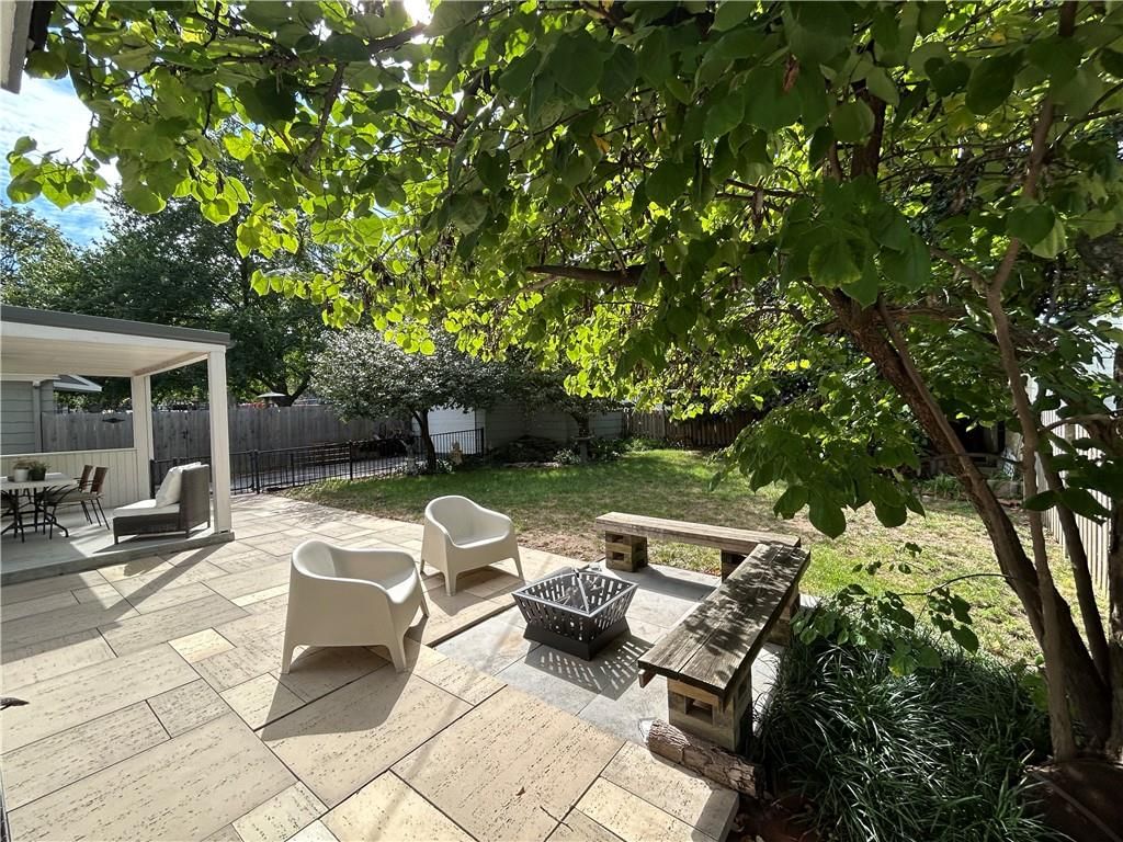 6848 Locust Street — photo 25