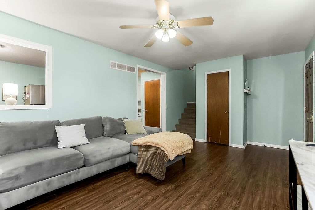 402 N Harrison Street — photo 4