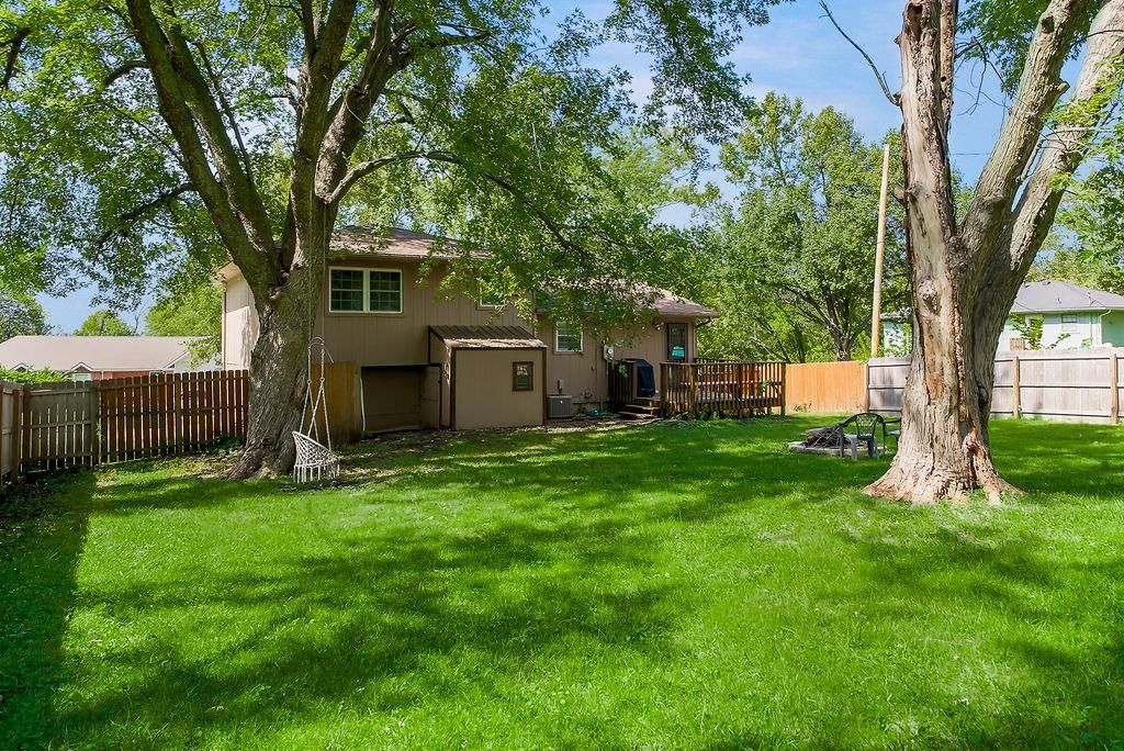 402 N Harrison Street — photo 28