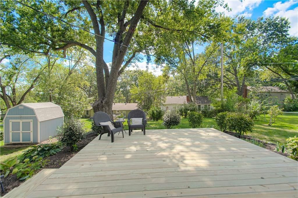 5901 W 87th Terrace — photo 35