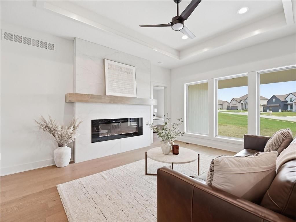 9001 N Clarion Avenue — photo 12