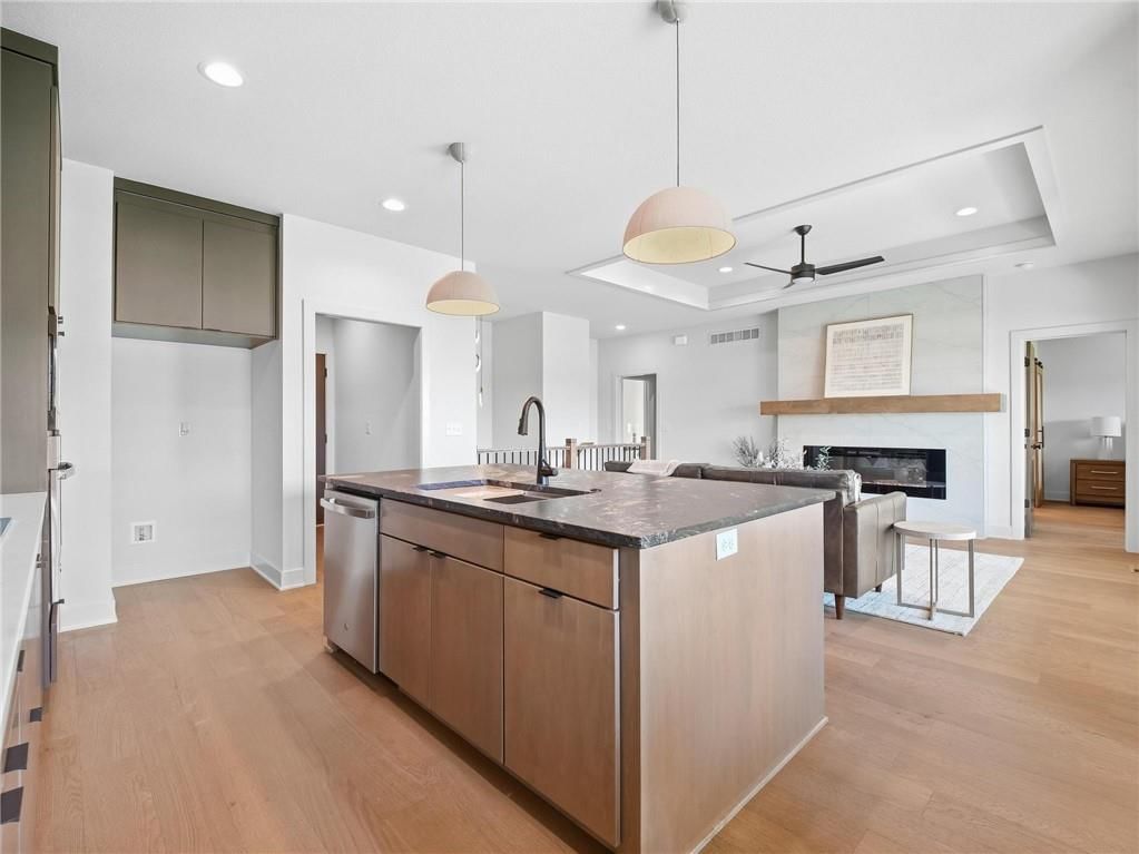 9001 N Clarion Avenue — photo 25