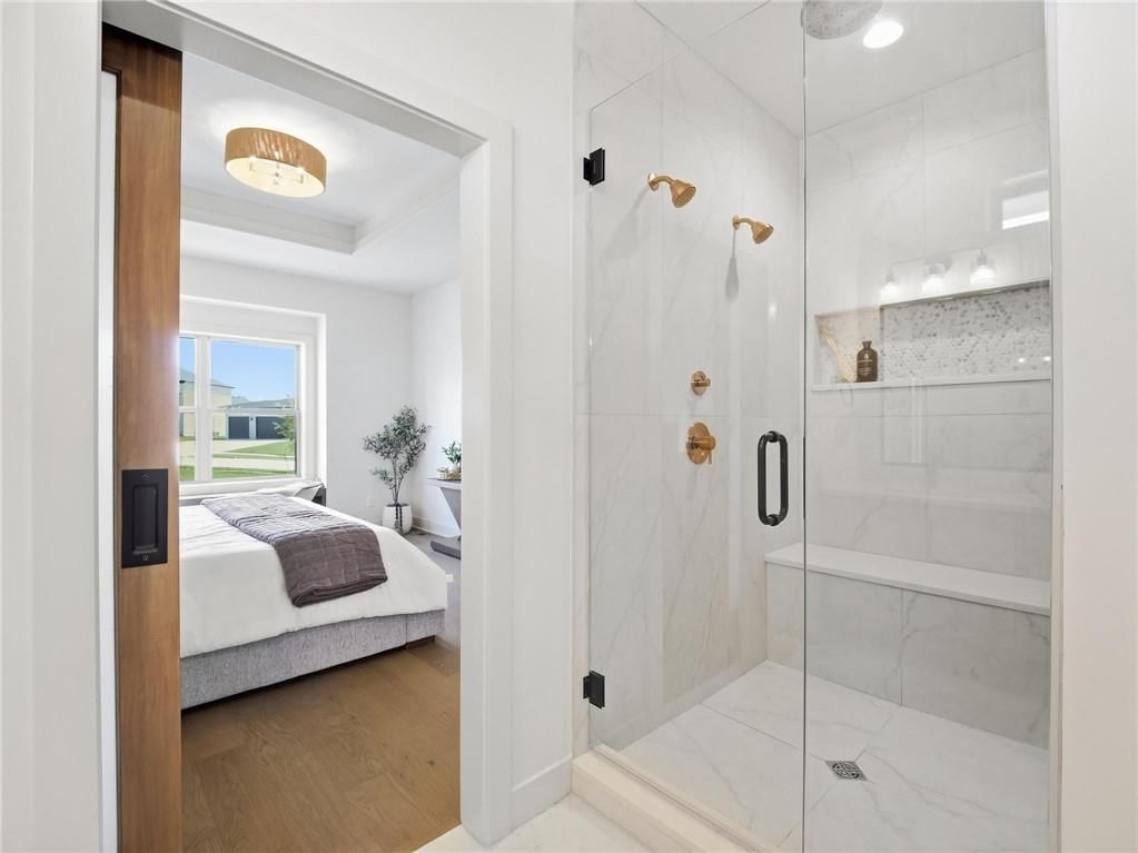 9001 N Clarion Avenue — photo 33