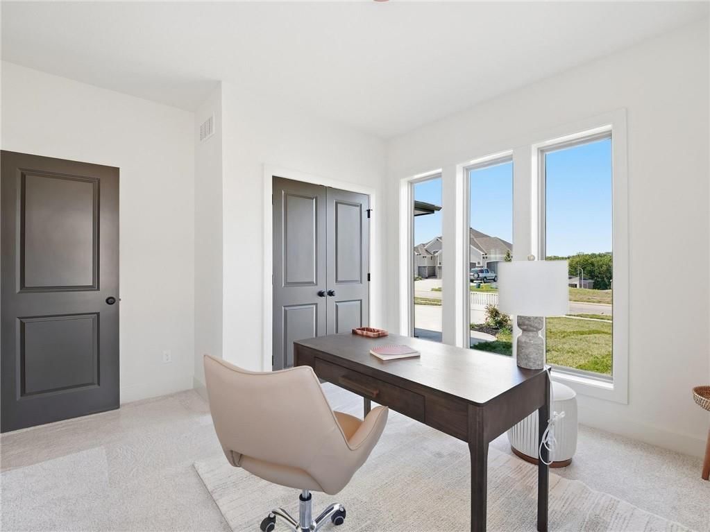 9001 N Clarion Avenue — photo 38