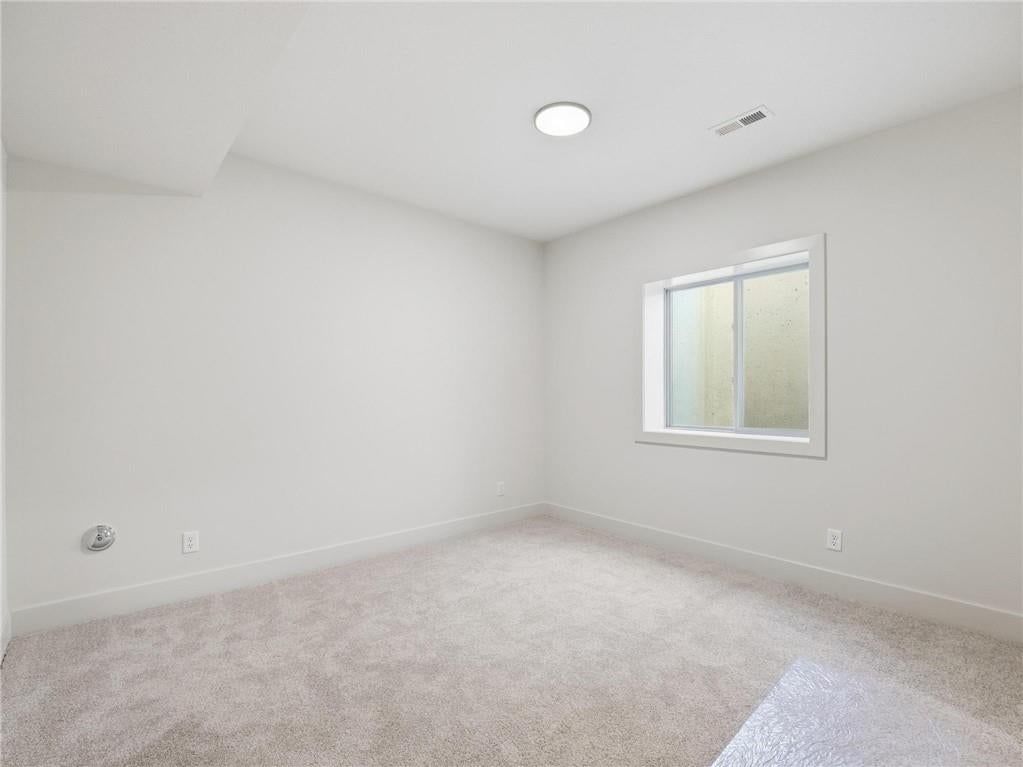 9001 N Clarion Avenue — photo 50