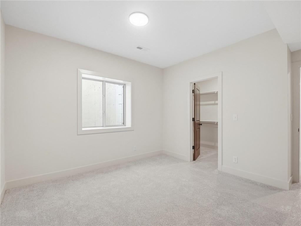9001 N Clarion Avenue — photo 51