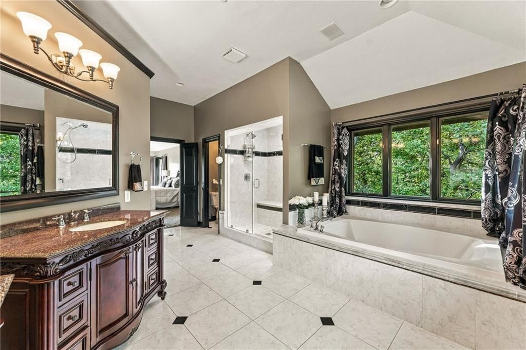 Photo 31 of 80 - 21425 W 83rd Street, Lenexa, KS 66220