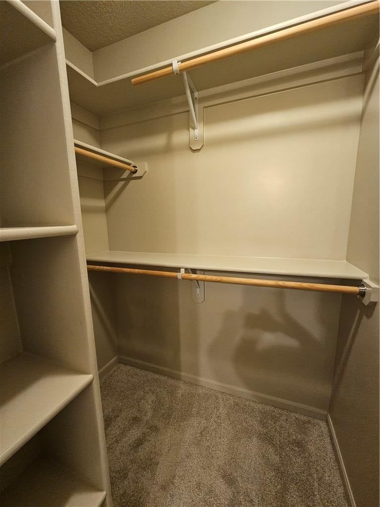 9424 N Hunter Avenue — photo 36