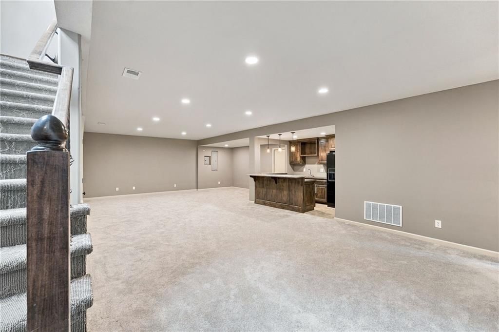 16590 S Kaw Street — photo 35