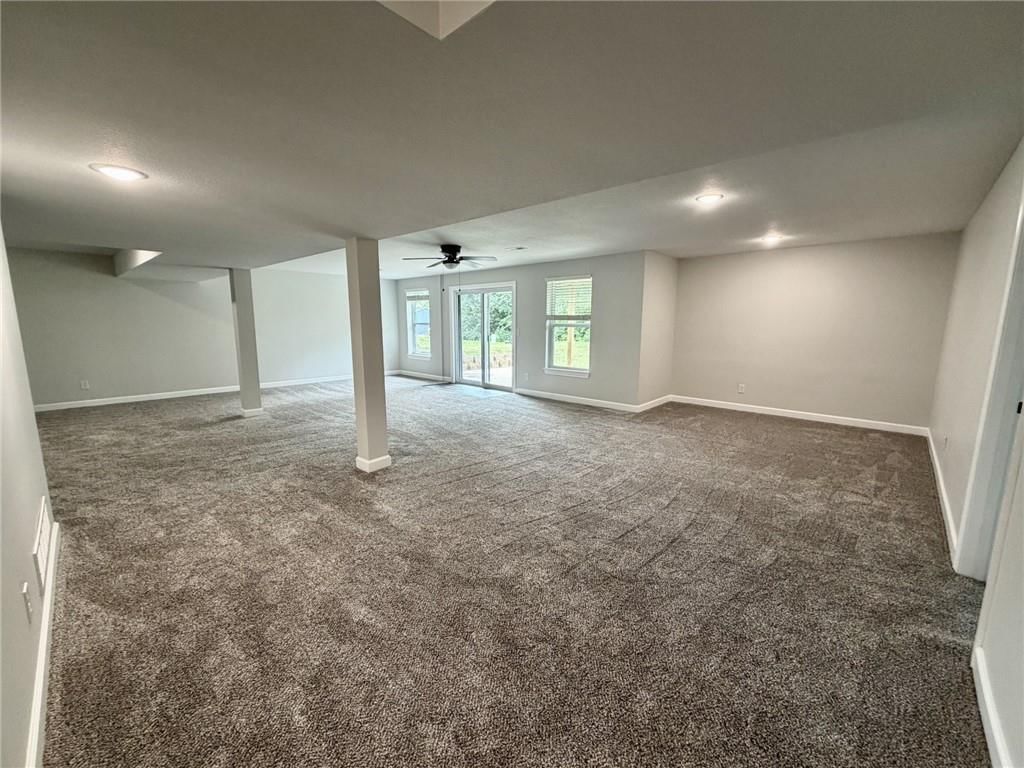 908 Coventry Court — photo 30