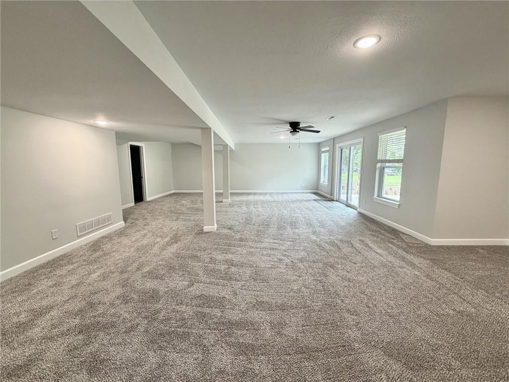 908 Coventry Court — photo 31