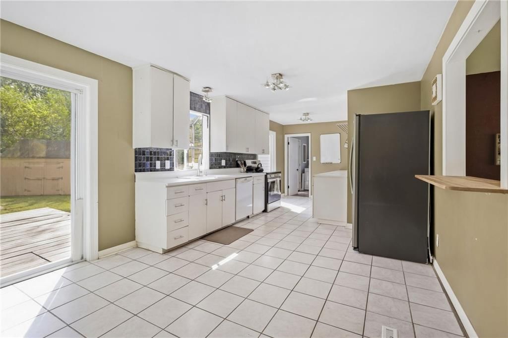 8519 W 69th Terrace — photo 8