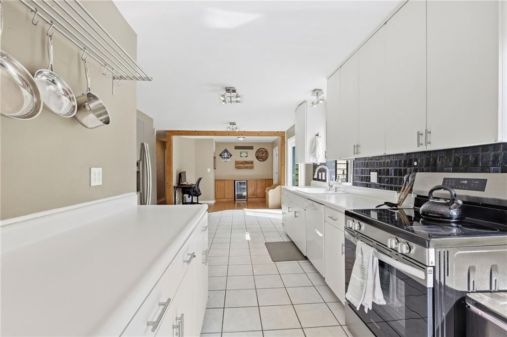 8519 W 69th Terrace — photo 9