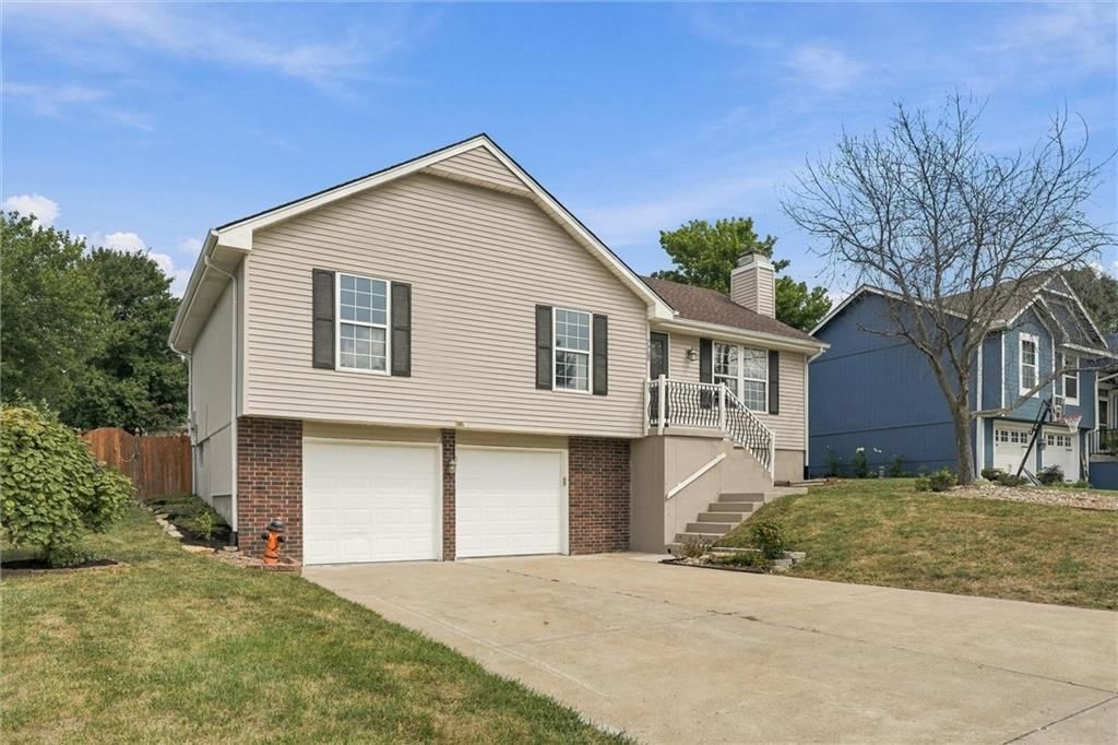 2208 SE 6th Street — photo 3