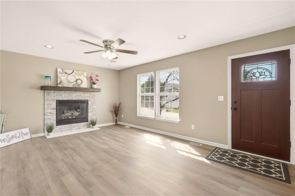 2208 SE 6th Street — photo 4
