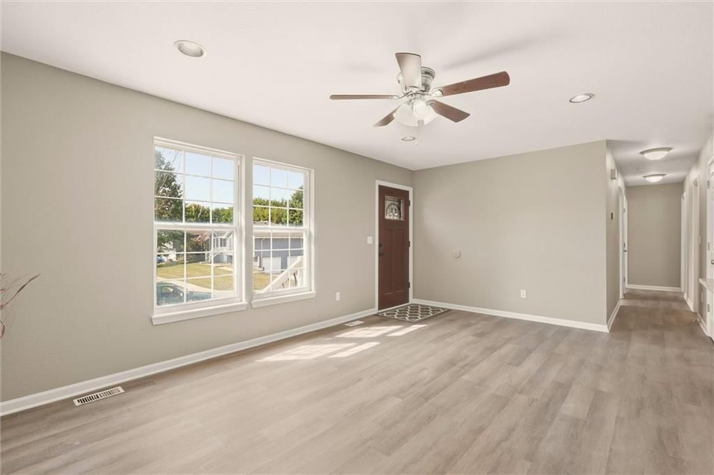 2208 SE 6th Street — photo 5