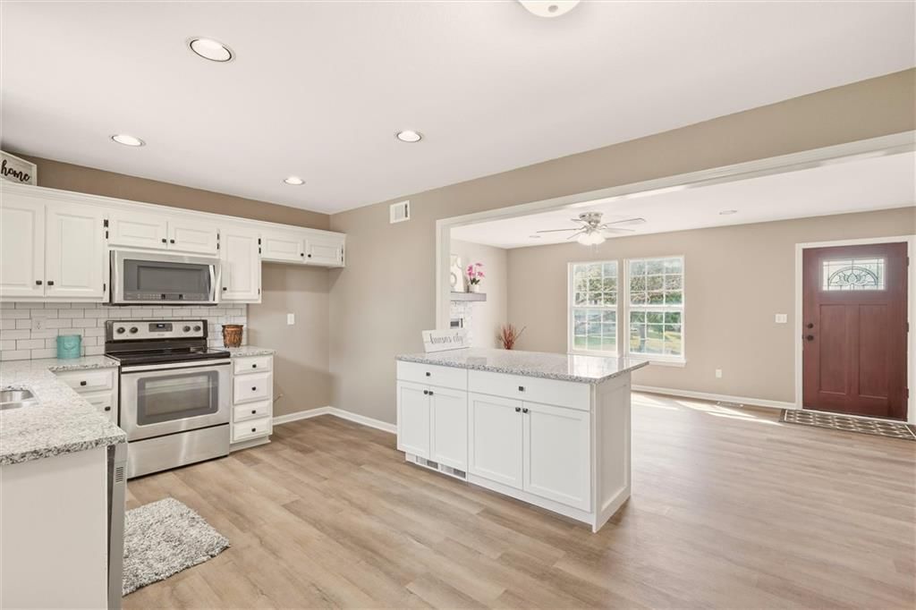 2208 SE 6th Street — photo 10