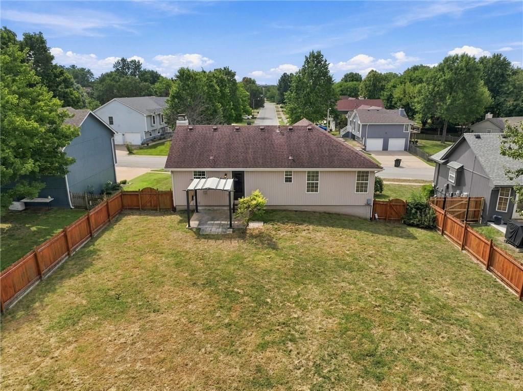 2208 SE 6th Street — photo 36