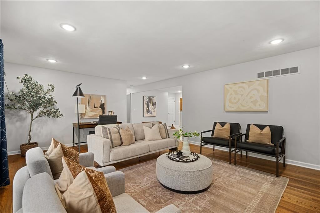 8505 Ward Parkway — photo 11