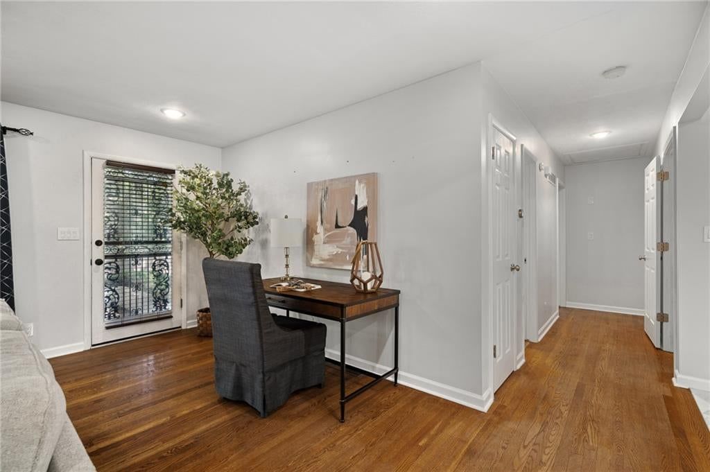 8505 Ward Parkway — photo 12