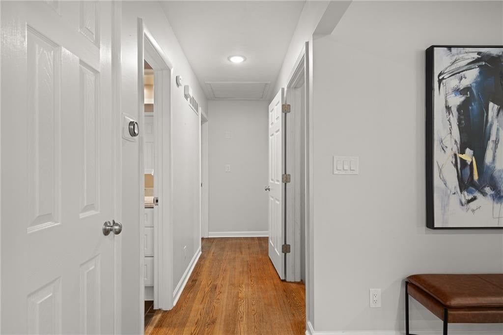 8505 Ward Parkway — photo 21