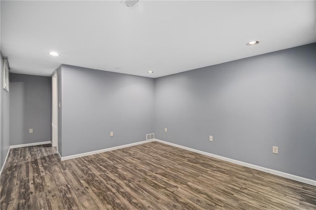 8505 Ward Parkway — photo 38