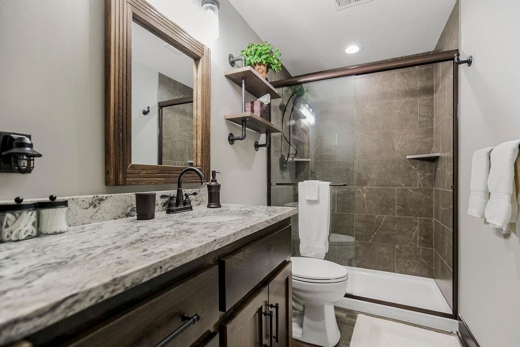2909 S 74th Street — photo 28
