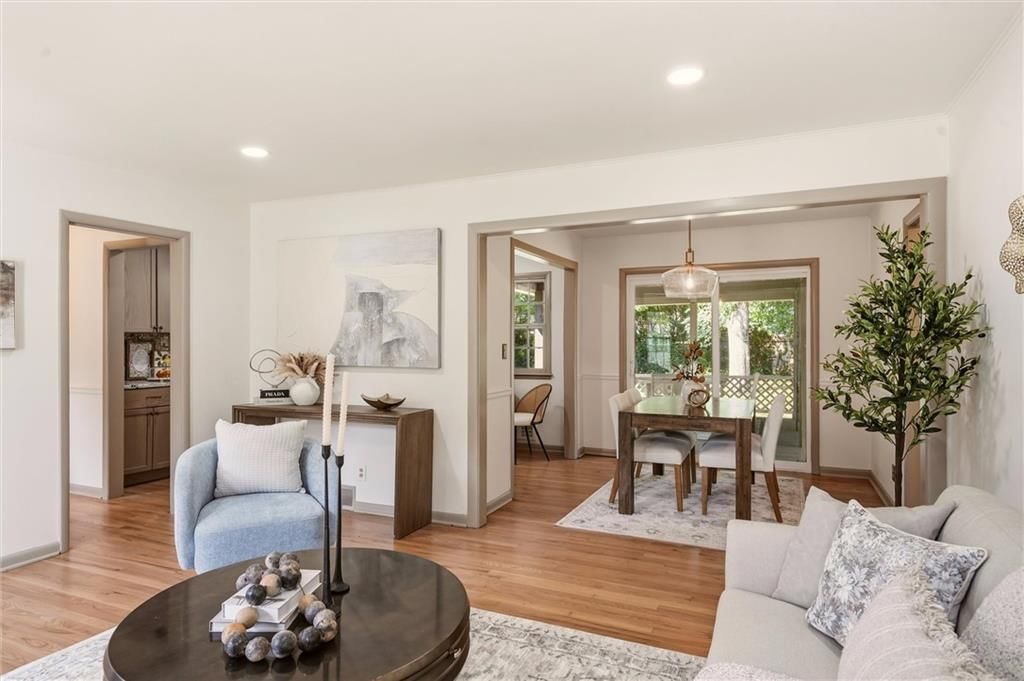 9708 England Drive — photo 8