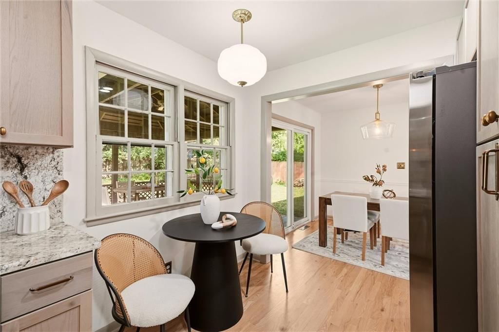 9708 England Drive — photo 12