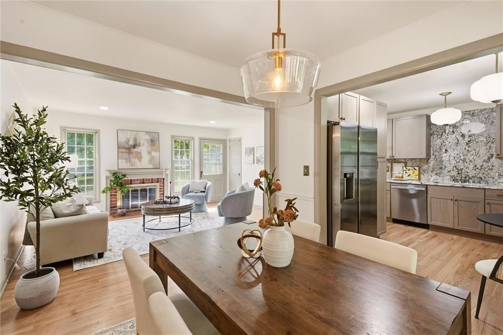9708 England Drive — photo 16