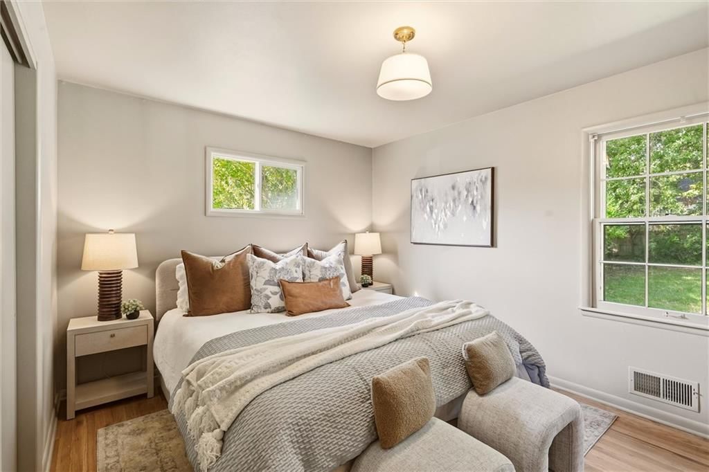9708 England Drive — photo 20