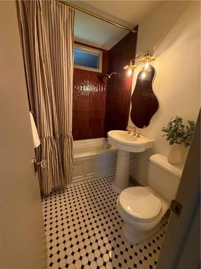 9708 England Drive — photo 26