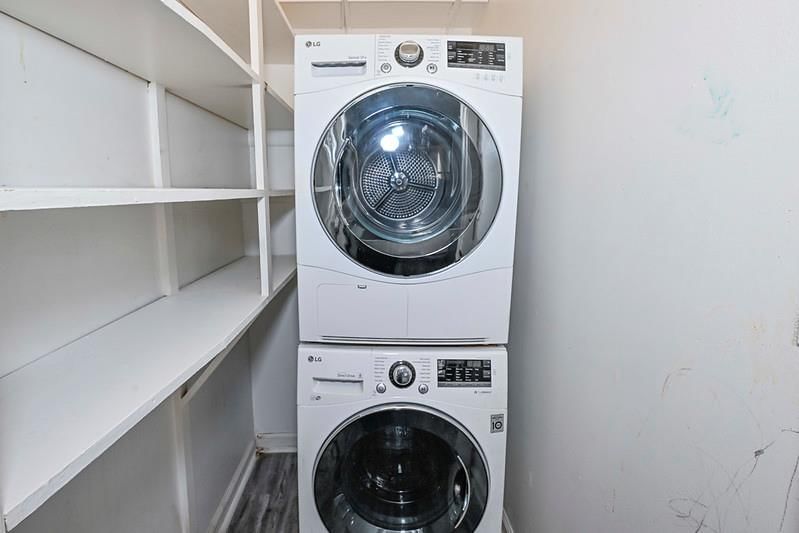 319 Olive Street — photo 32