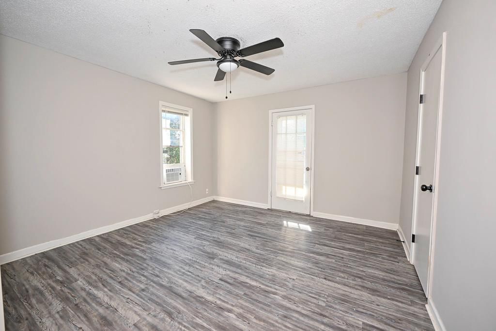 319 Olive Street — photo 48